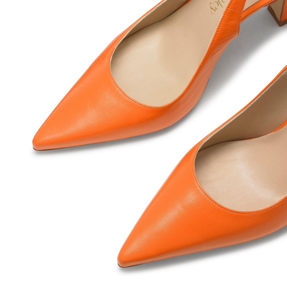 Russell & Bromley Slingback Point Pumps Dam Orange | VXGEU-4961